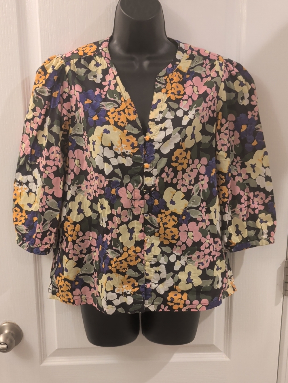Women's Fat Face Floral Button-Front Women’s Top in Multi-Color- Size